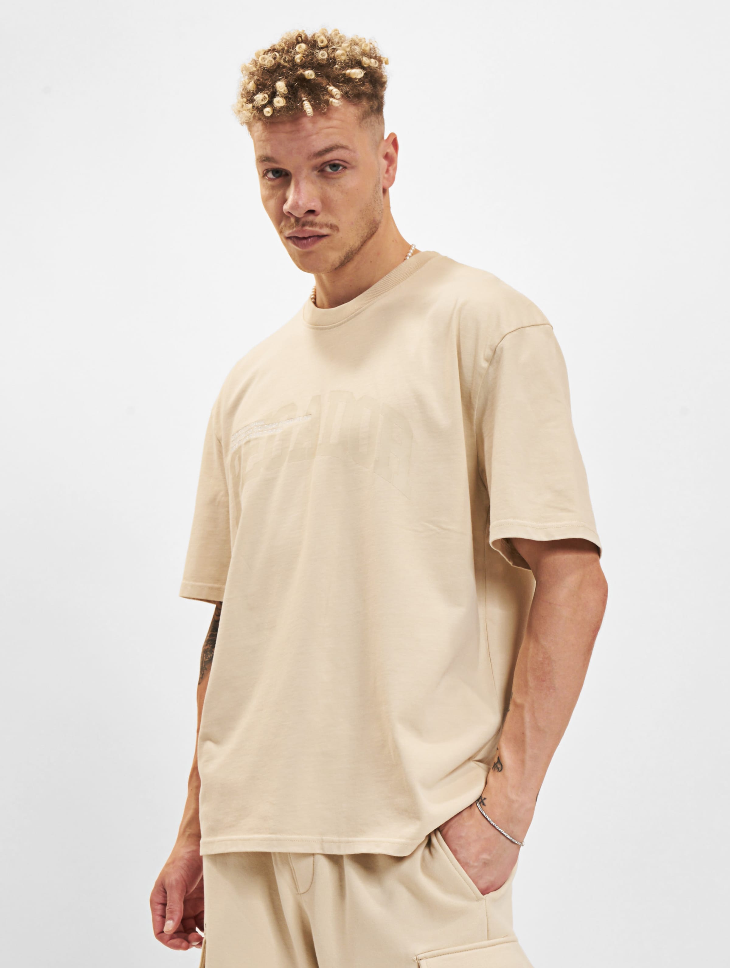 PEGADOR Gilford Oversized T-Shirt Mannen op kleur beige, Maat XL