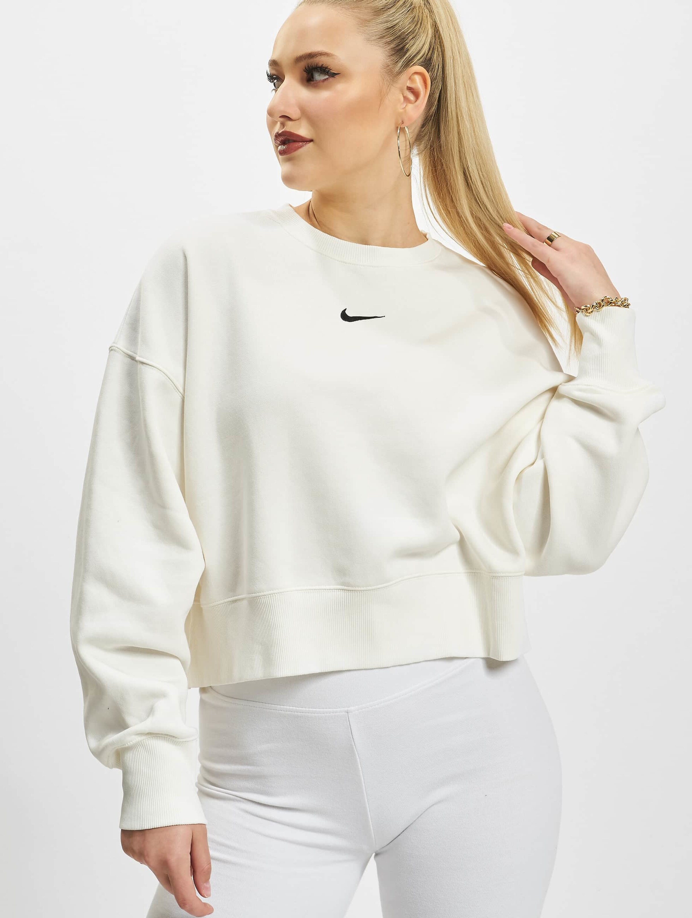 Nike sweatshirt trend fleece best sale oversized crew