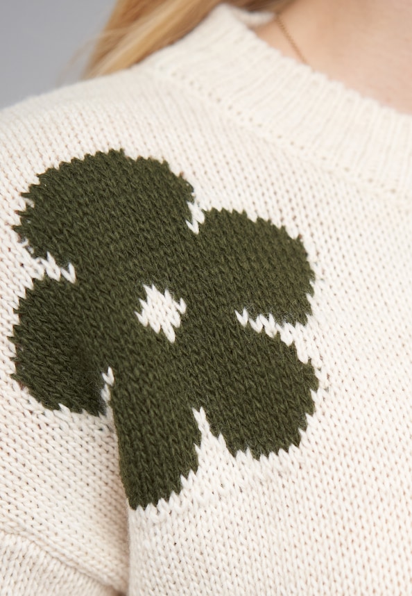 Cloud 5ive Crewneck Knit Sweater with Flowers-5