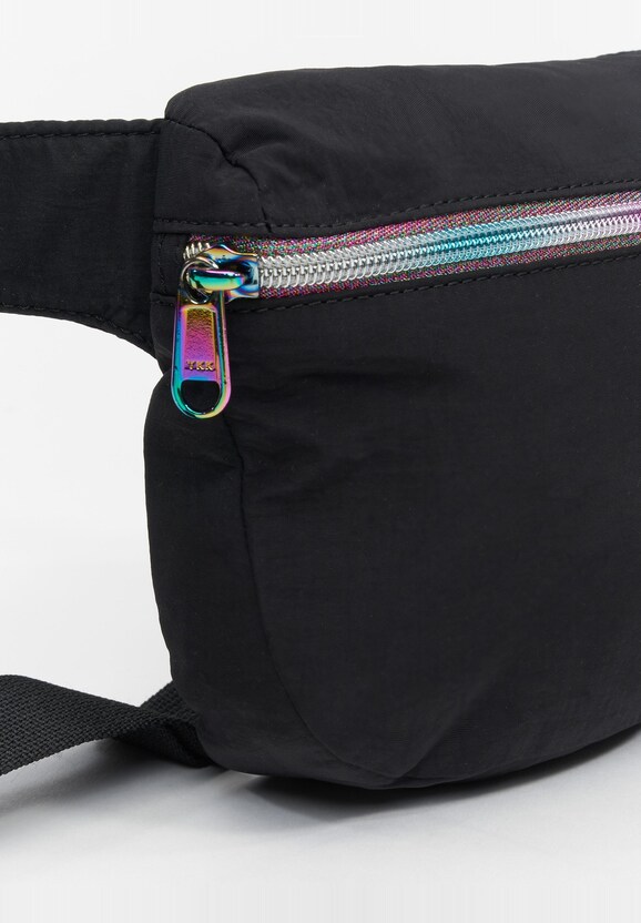 Boxy Banana Sling-5