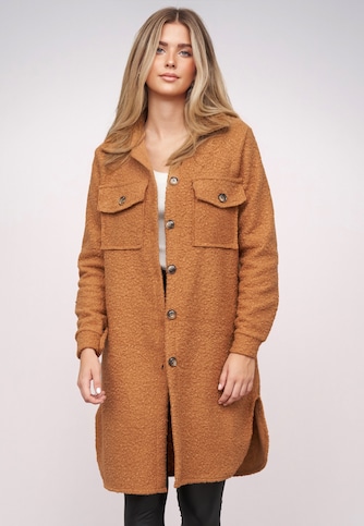 Teddy Coat with buttons and chest pockets