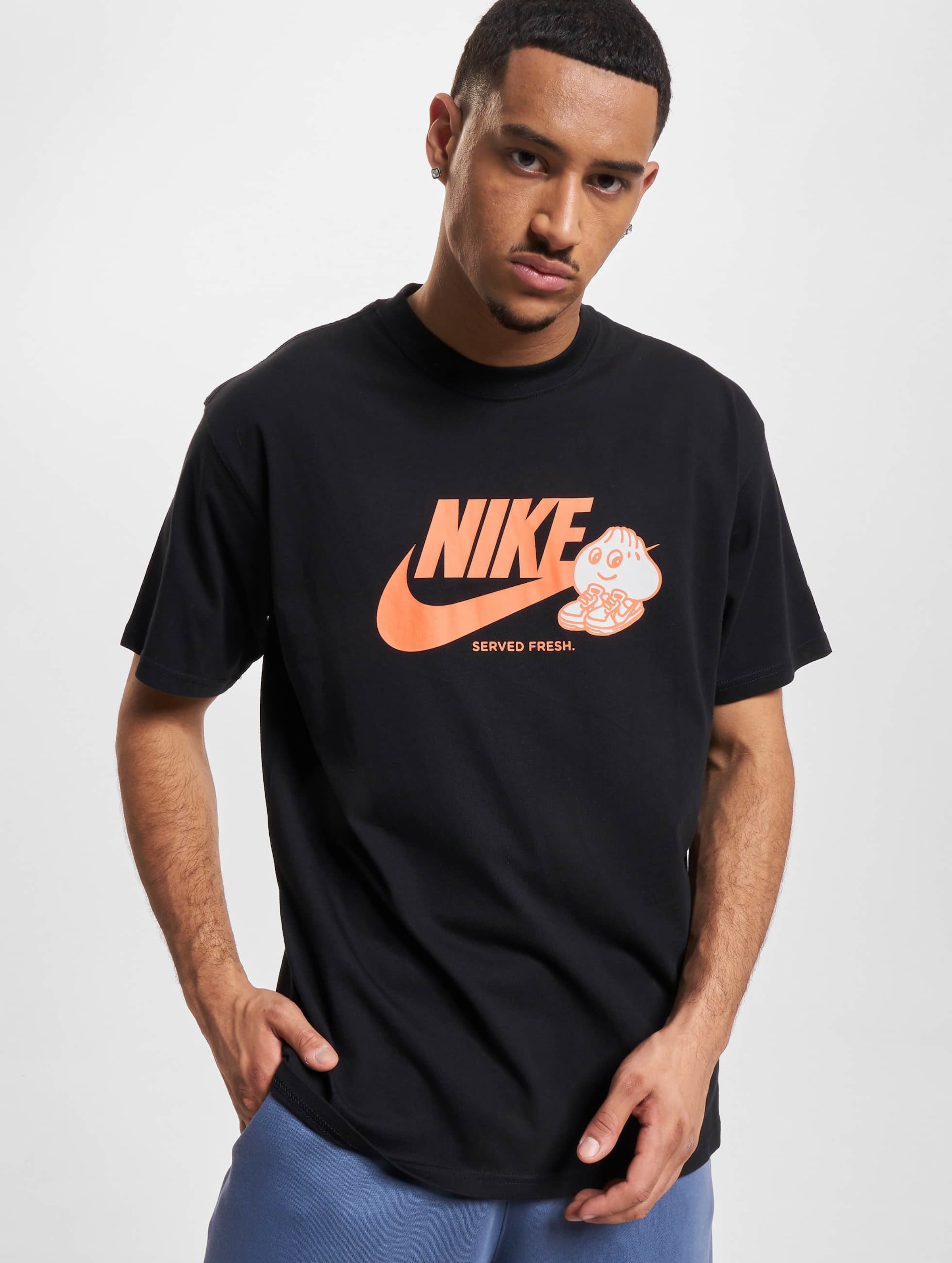 Nike still best sale fresh t shirt