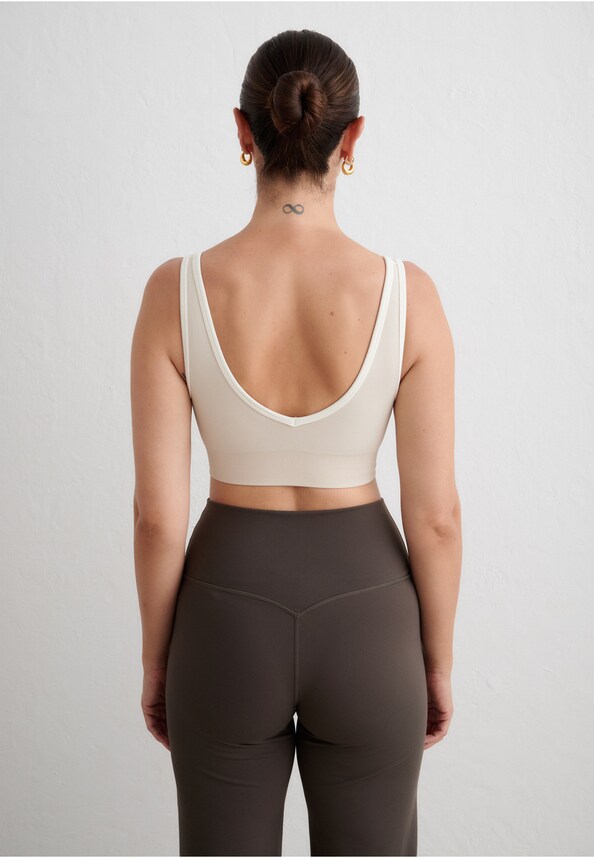 Shape Seamless Deep Cut Bra-1