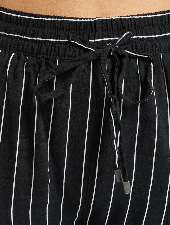 Pinstripe-4