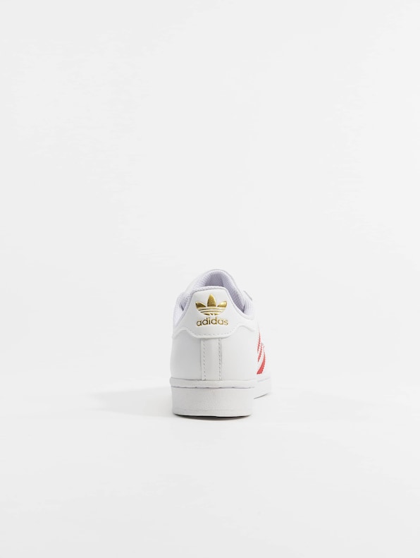 Superstar -5