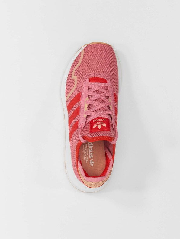 adidas Swift Run X-4