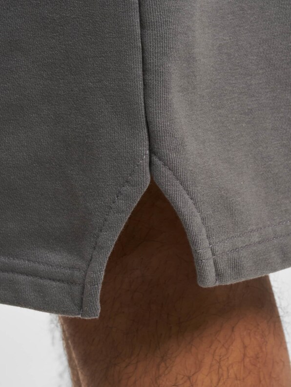 DEF PLAIN Shorts-3