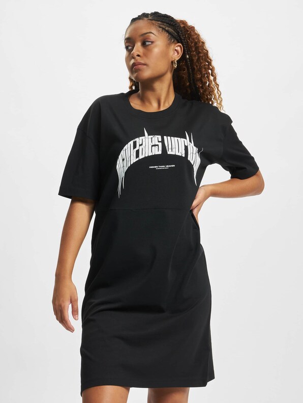 Ladies Higher Than Heaven V.3 Essentials Oversized-2