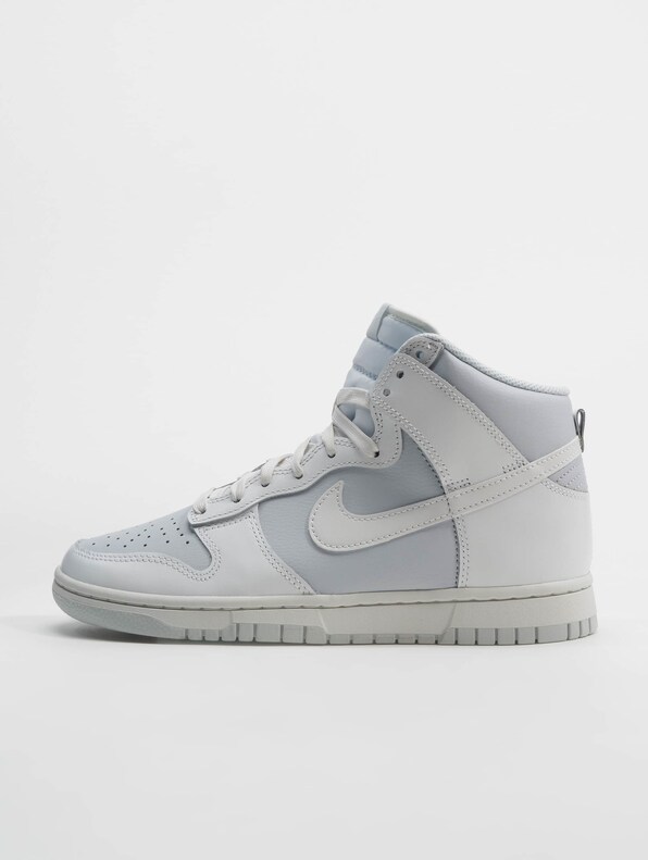Nike Dunk High Sneakers-1