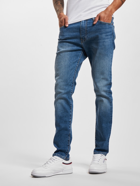 Slim-Fit Jeans