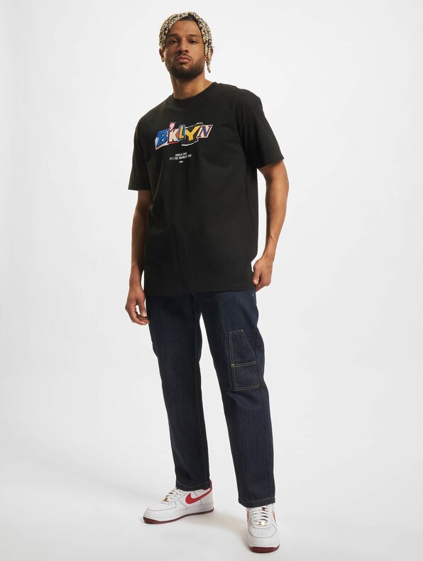 Upscale Brooklyn Oversize-4