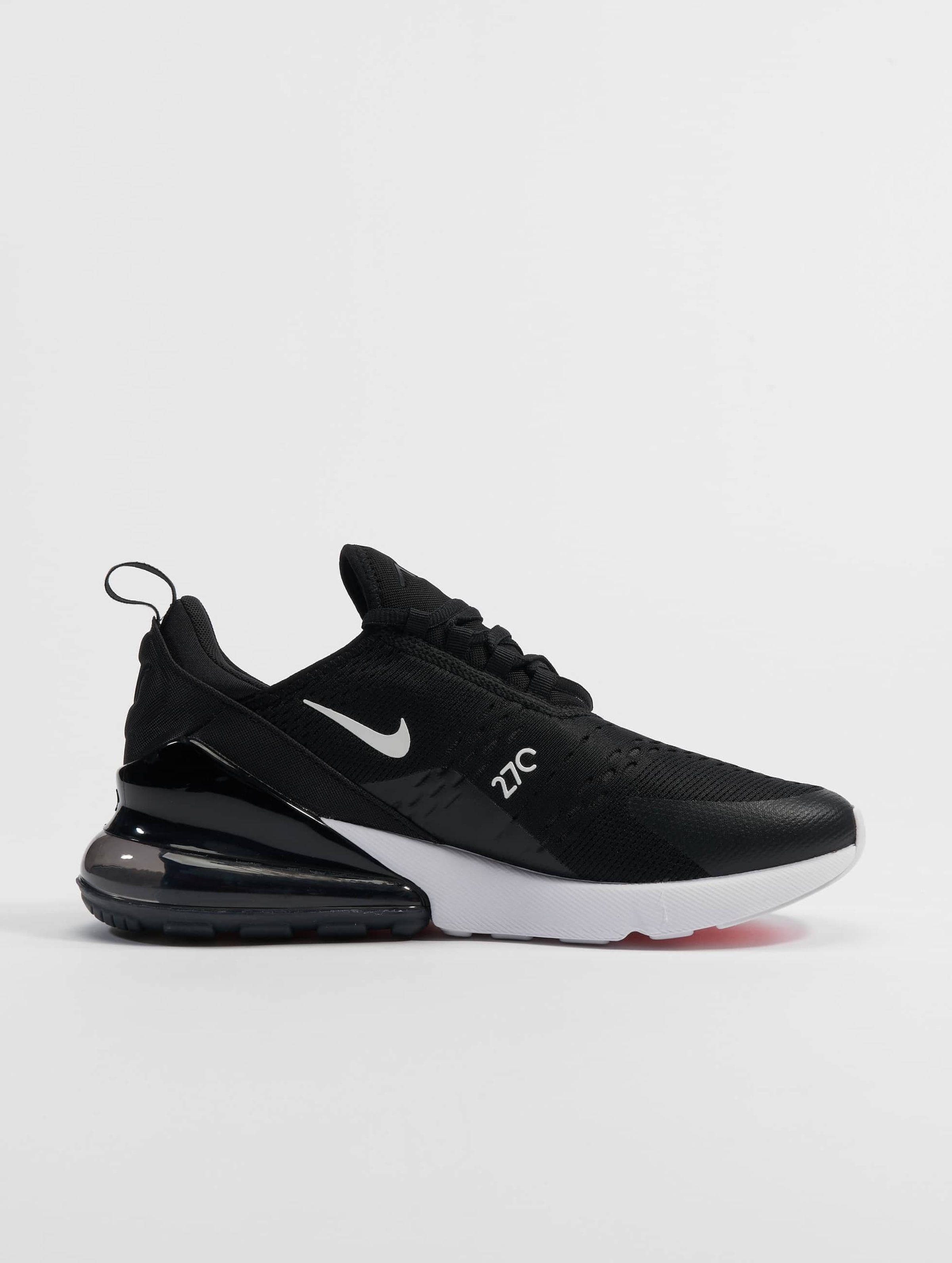 Nike women's cheap 270 black