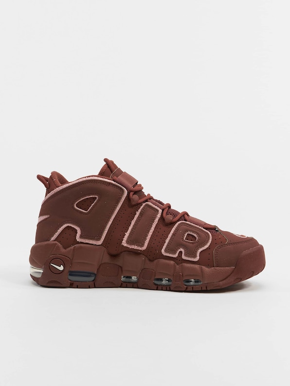 Air More Uptempo 96 Valentine's Day (2023) -3