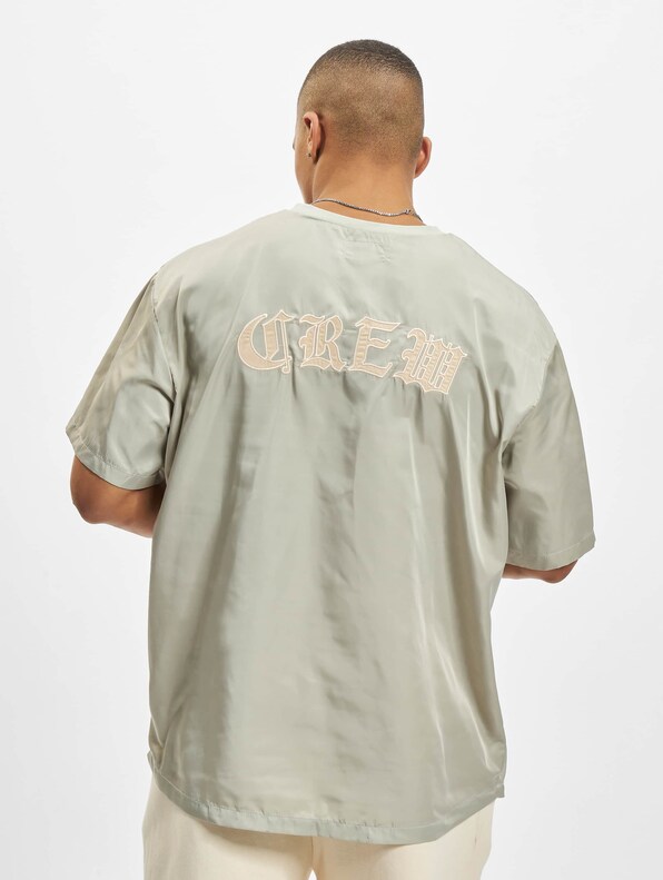 Oversized Gothic-1
