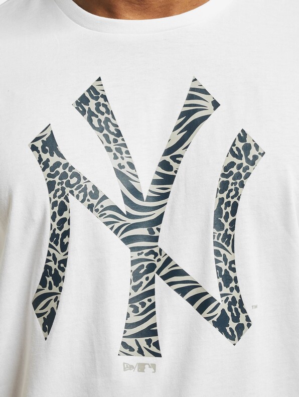 New Era New York Yankees Logo Infill White T-Shirt