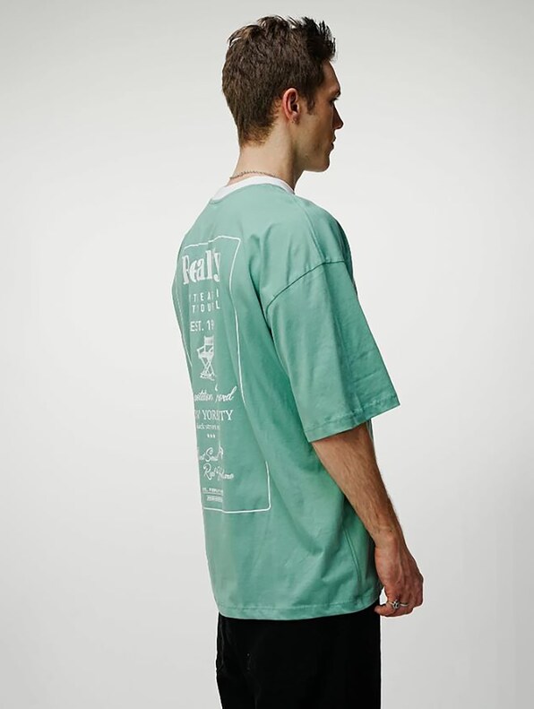 Reality Oversized-2