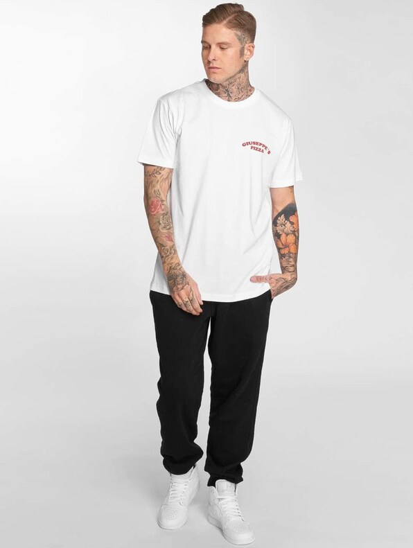 Giuseppes Pizzeria-2