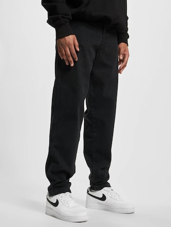 Tapered Loose Fit  