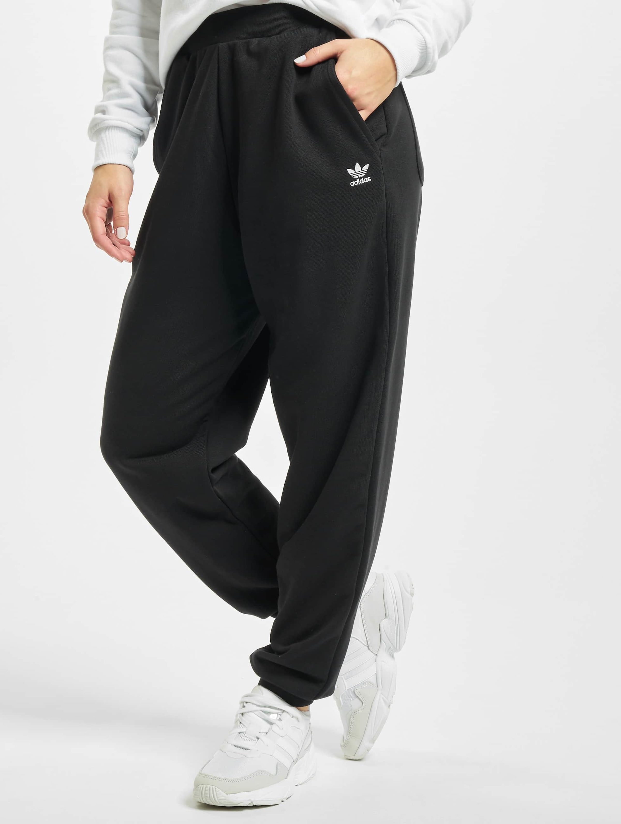 adidas Originals Adidas Cuffed Pants Vrouwen op kleur zwart, Maat 34