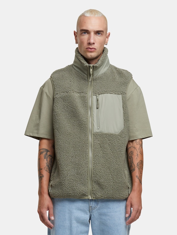 Urban Classics Sherpa Westen-2