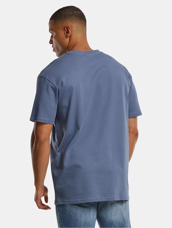 Think Different Heavy Oversized -1