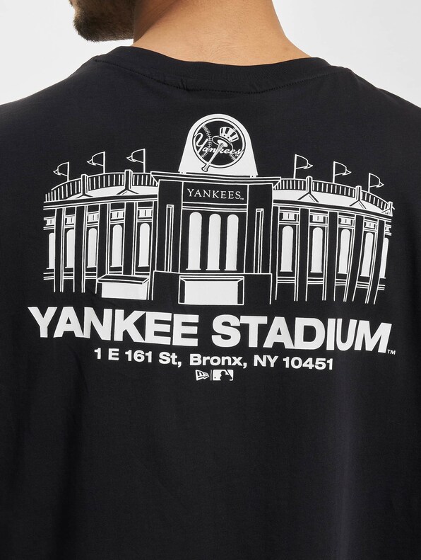 New Era New York Yankees stadium t-shirt in white