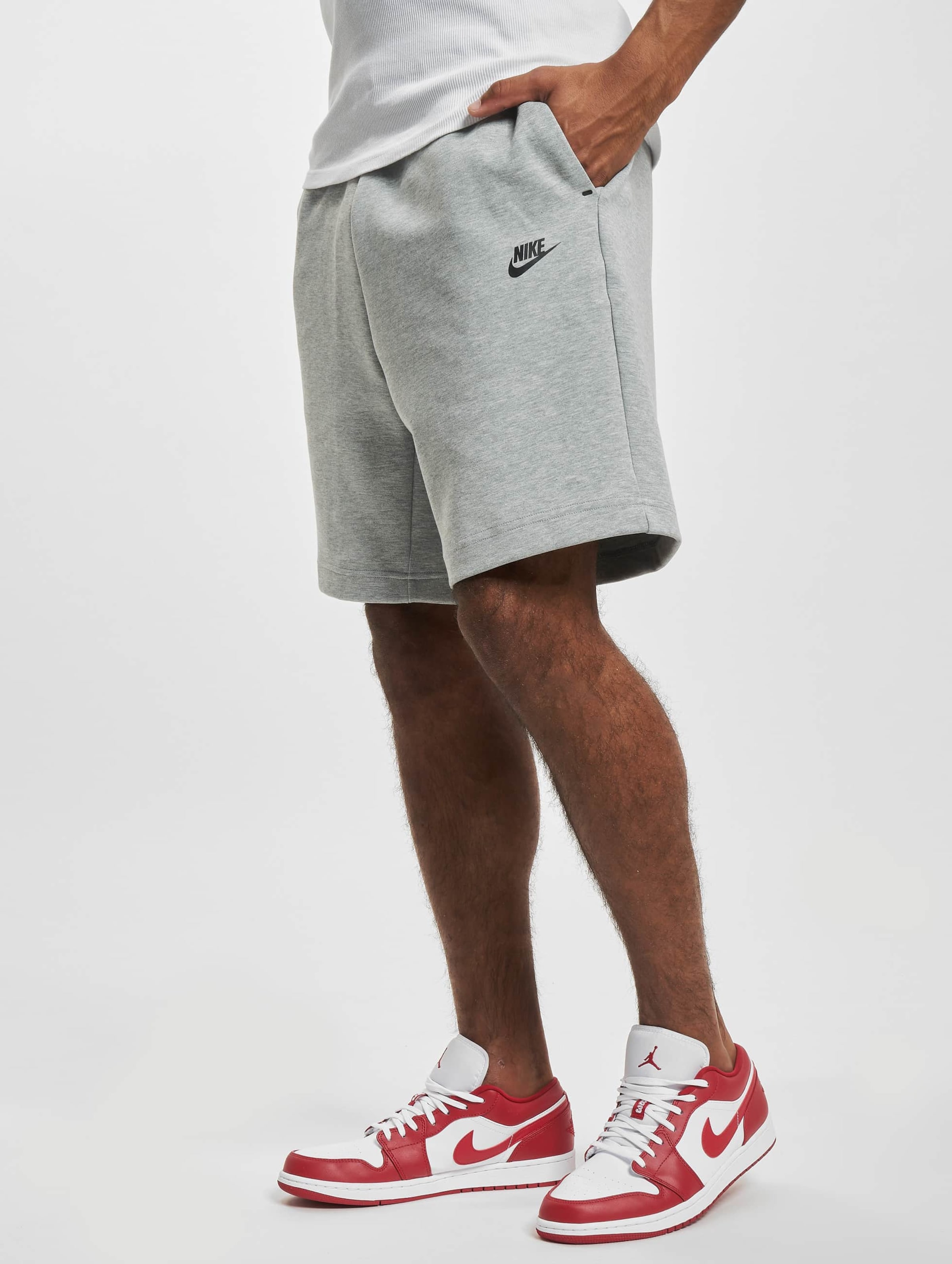 Nike Nike Tech Fleece Shorts Dark Grey DEFSHOP 96485