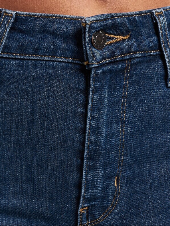 Levi's 721 High Rise Skinny Fit Jeans-4