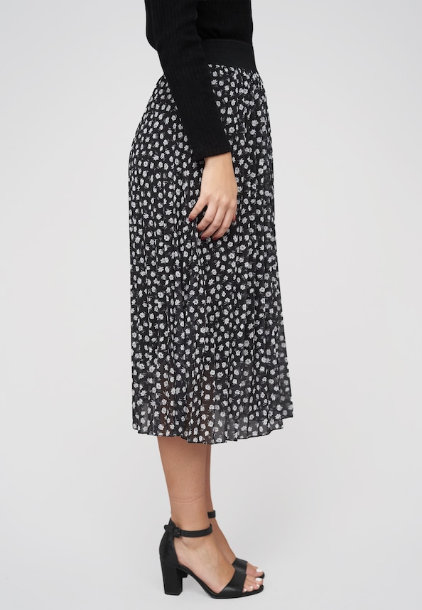 Longform Skirt with ditsy print-3