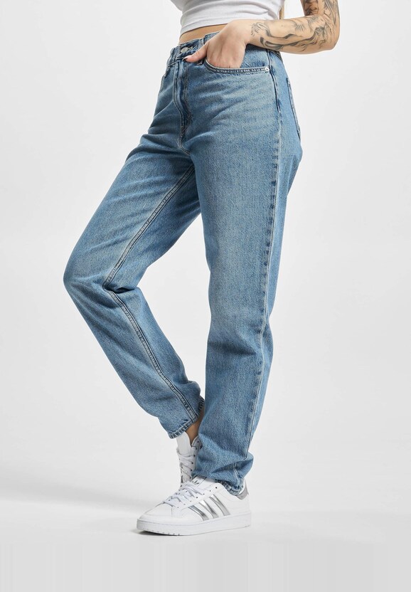 Levi's 80s Mom Jeans-0