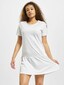white_5911