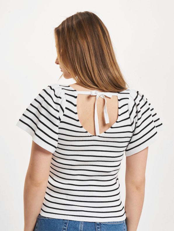 Leelo Stripe-1