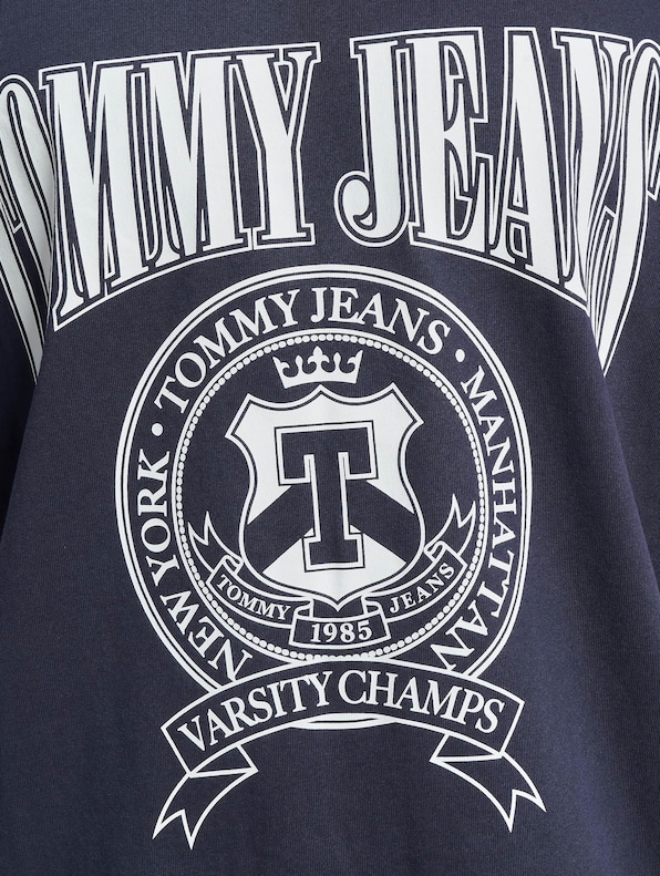 Relaxed Varsity Logo -3