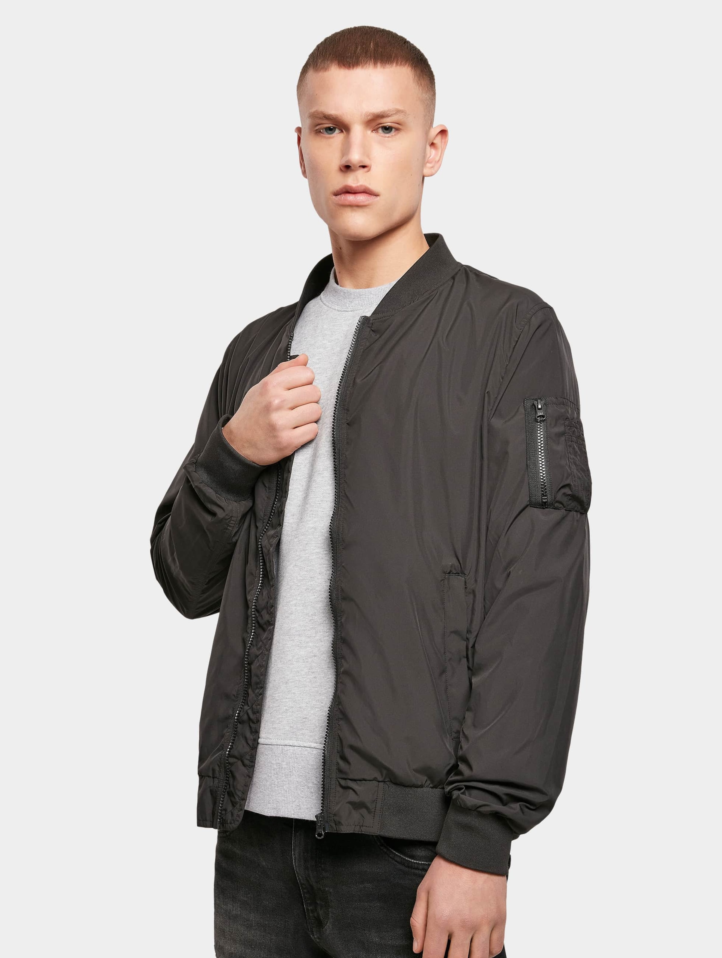 Build Your Brand Nylon Bomber Jacket Mannen op kleur zwart, Maat M