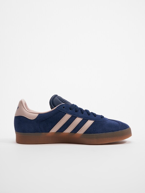 adidas Originals Gazelle Sneaker-3