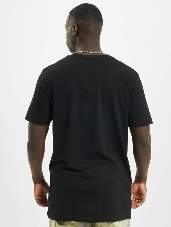 Acdc Back In Black-1