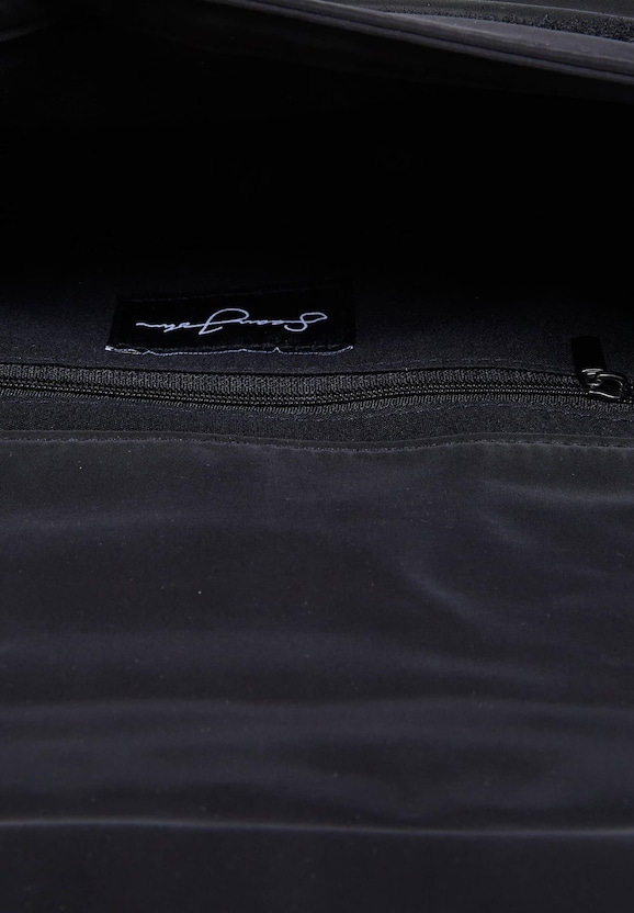 Script Logo Padded Cross Shoulder -6