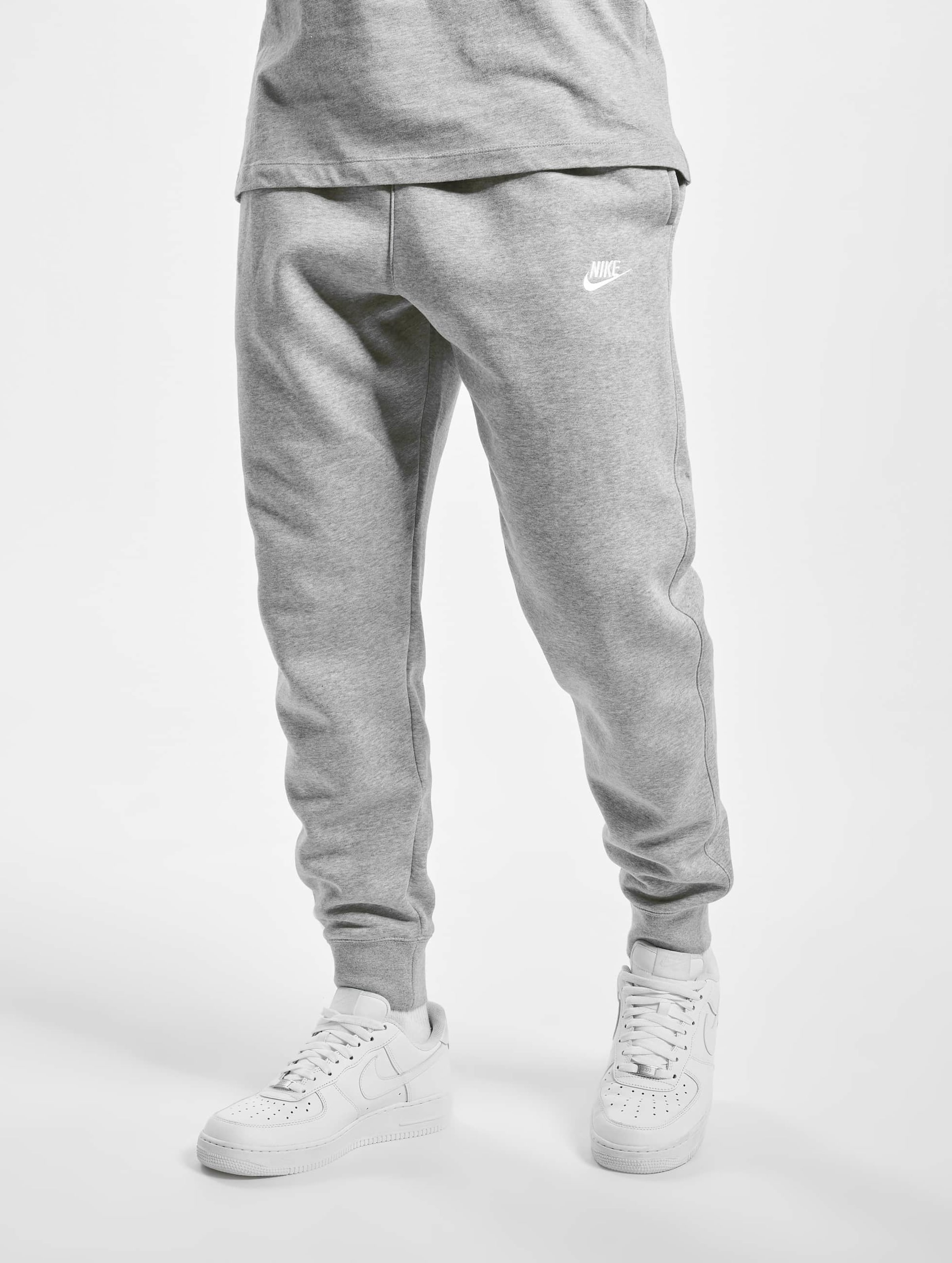 Grey nike sweat discount outfit