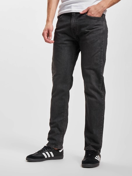 Levi's® Straight Fit Jeans | DEFSHOP | 83405