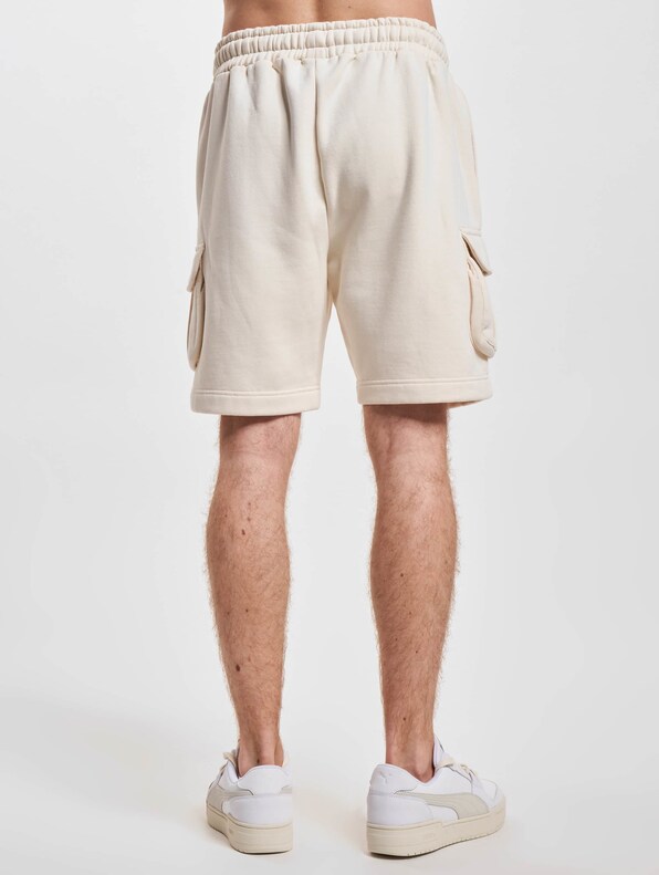 2Y Basic Cargo Shorts-1