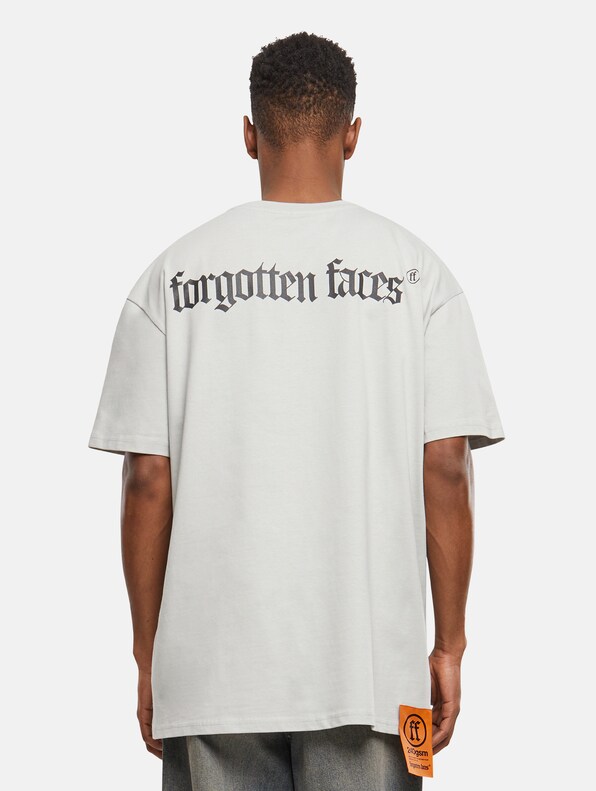 Forgotten Faces Willowy Face Oversize T-Shirts-1
