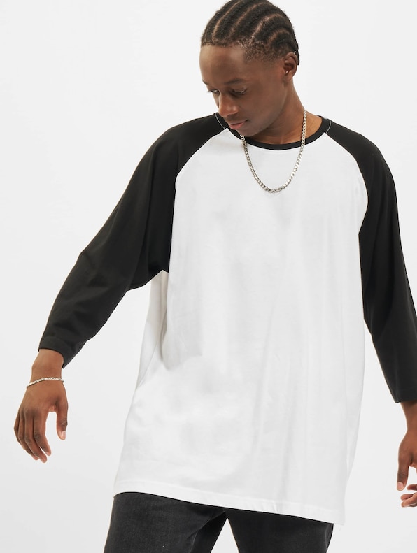 Contrast 3/4 Sleeve Raglan Tee-0