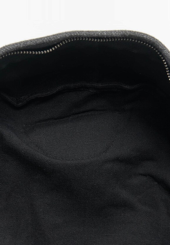 Sweat-8