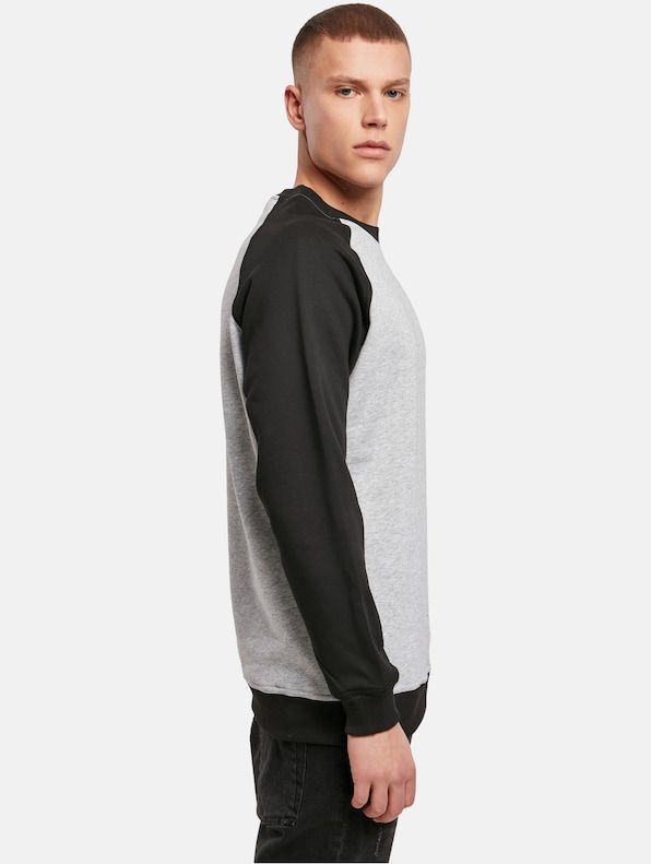 Raglan Crewneck-3