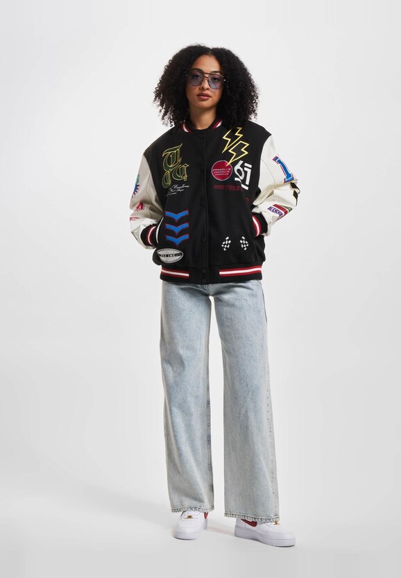 Multi Badged-10