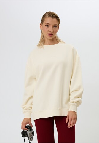 OV Sweater Nostalgia Heart