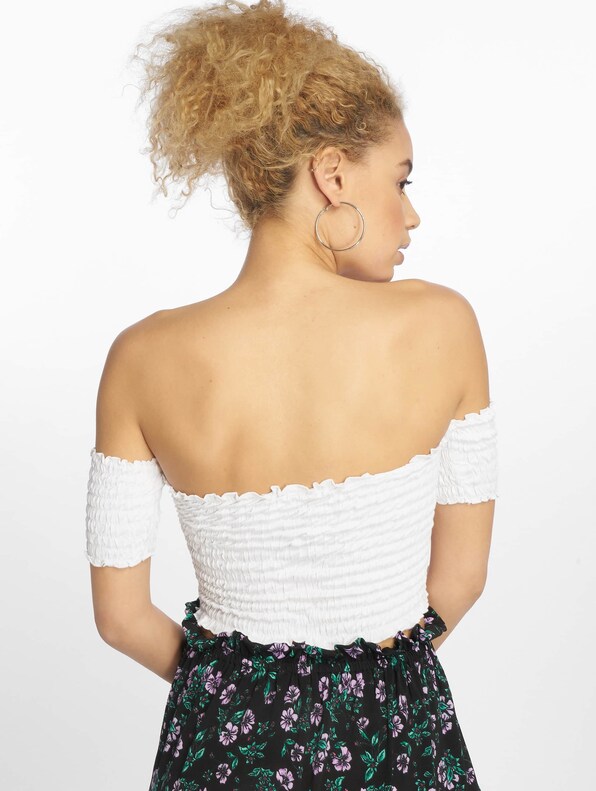 Cold Shoulder Smoke-1