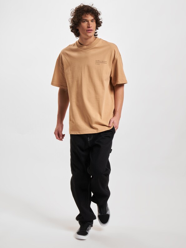 Akam Summer Branding -4