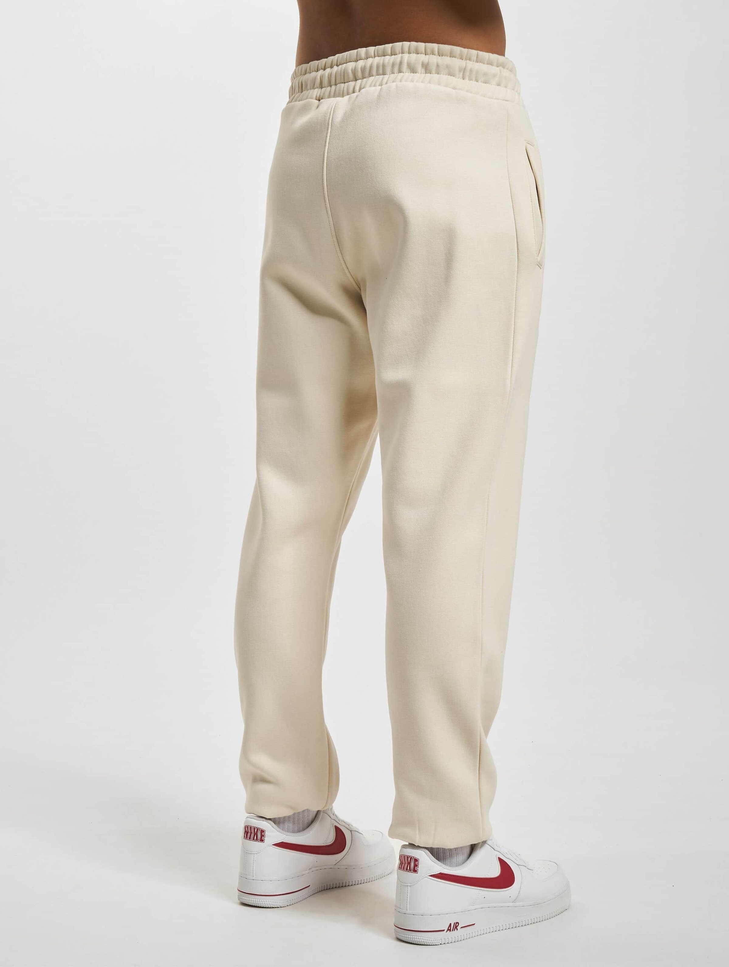 Nike mini swoosh discount oversized joggers oatmeal