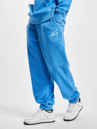 Relaxed Winter Signature